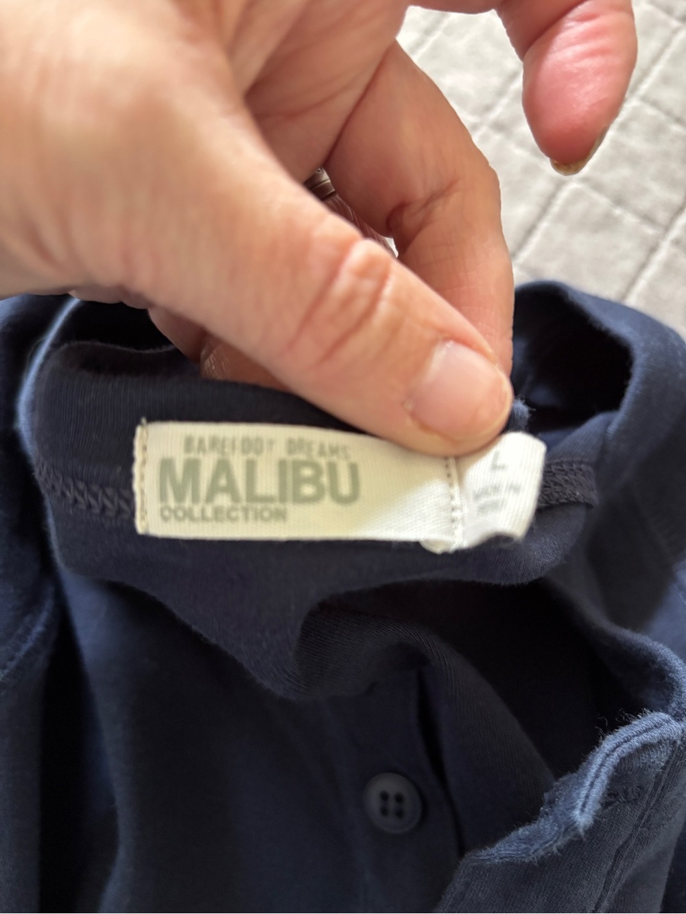 Barefoot Dreams Malibu Collection Navy Long Sleeve Henley Shirt Men’s large soft - Picture 6 of 8